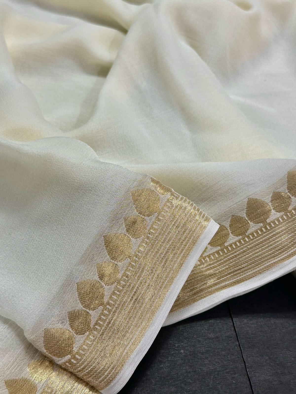 Viscous georgette saree with jacquard blouse