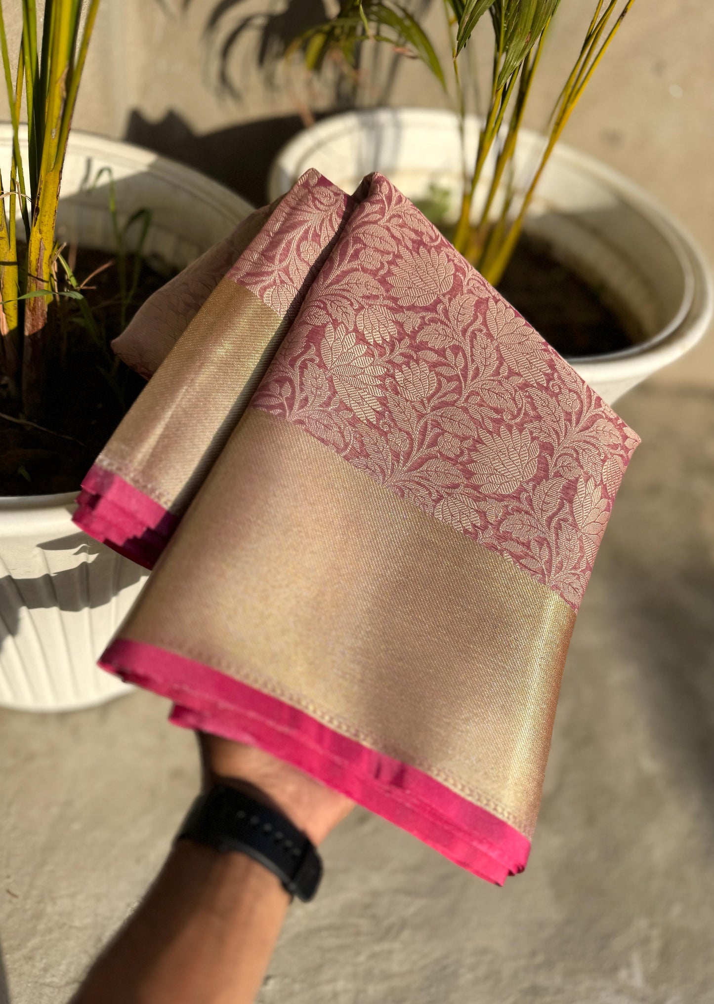 Semi Banarasi Tissue silk saree
