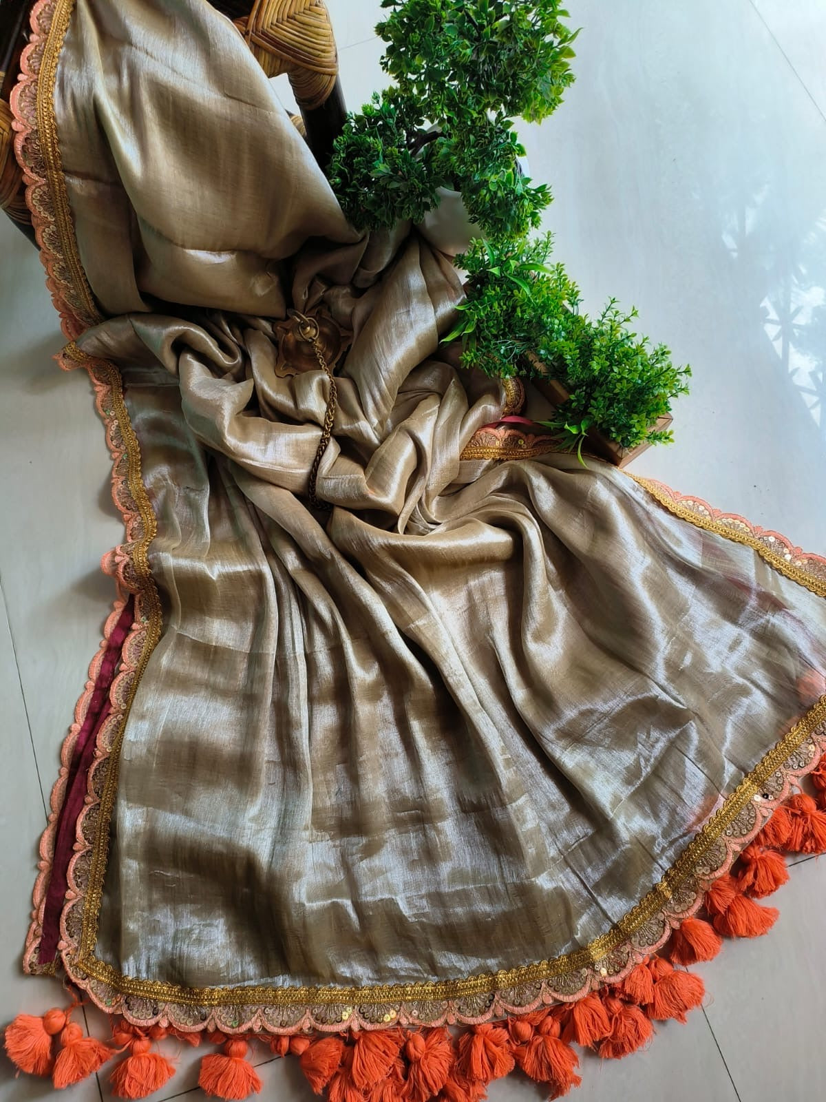 Mul tissue saree with lace border - 5