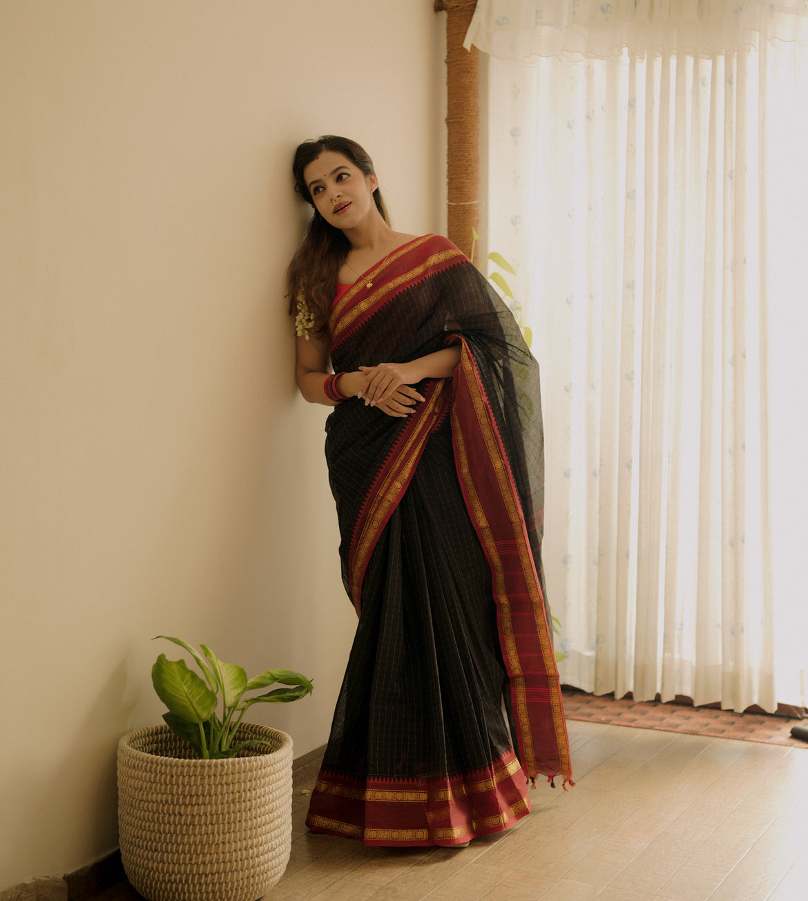 Prebooking (15-20 days) Ahaana inspired pure kanchi cotton saree in black and red combo