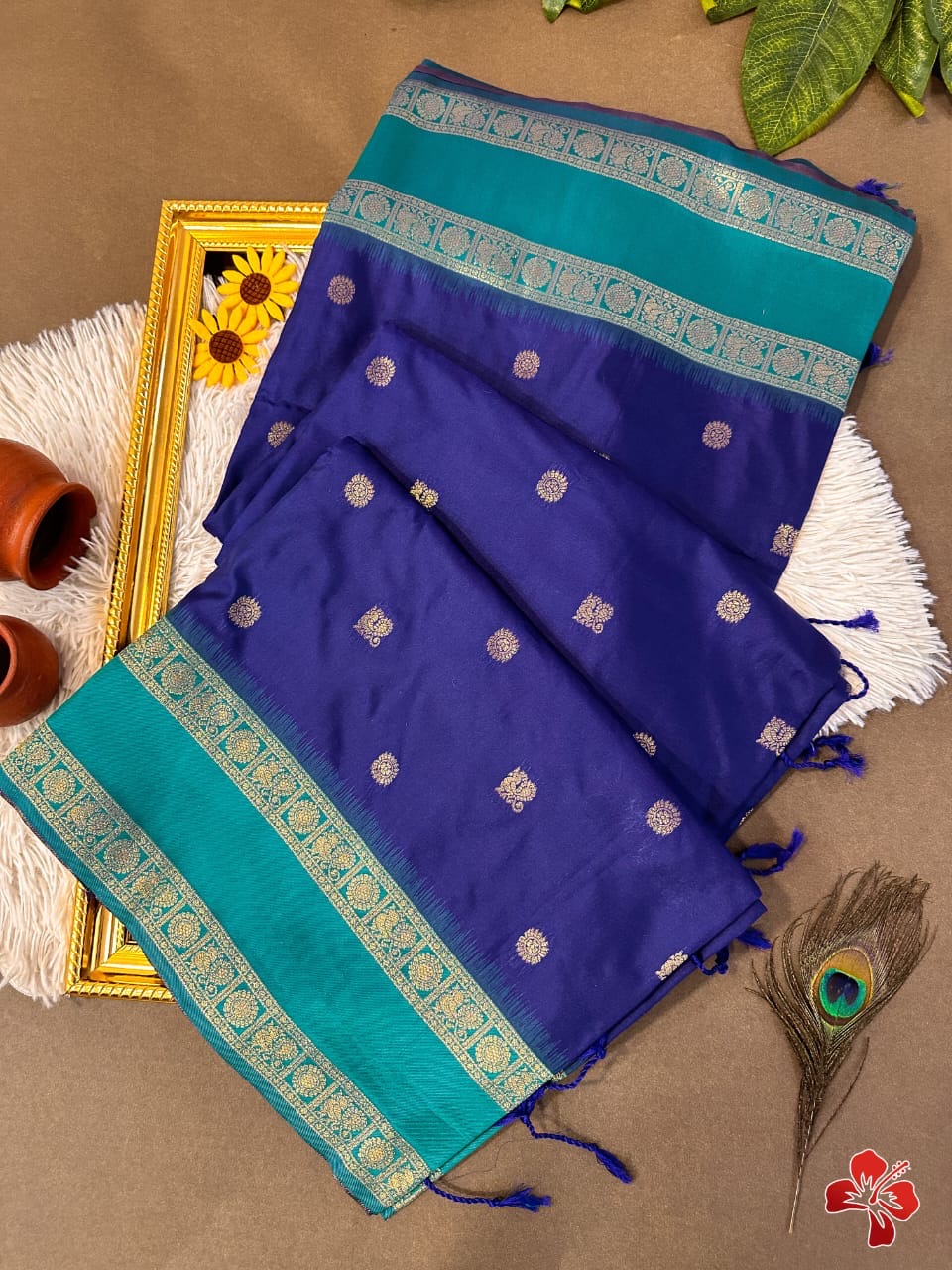 Semi kanchi silk saree with contrast border
