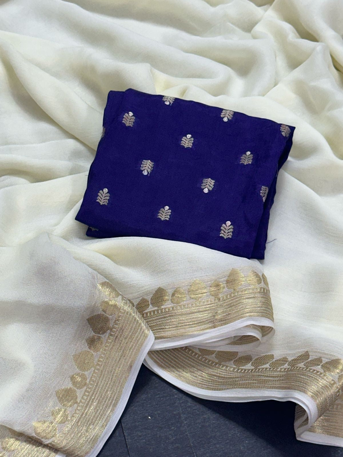 Viscous georgette saree with jacquard blouse