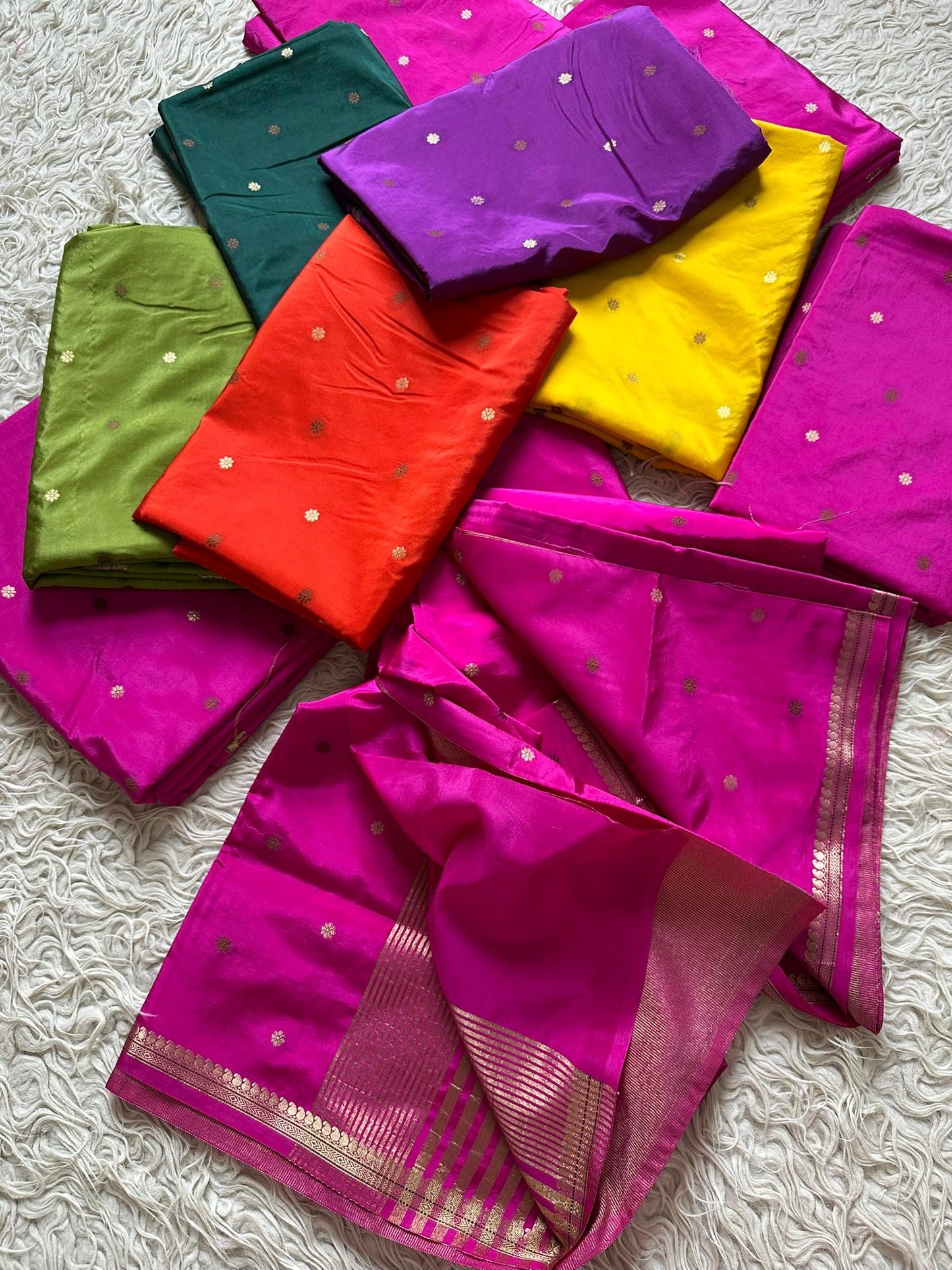 Premium semi crape Banarasi silk saree with small buttis and border