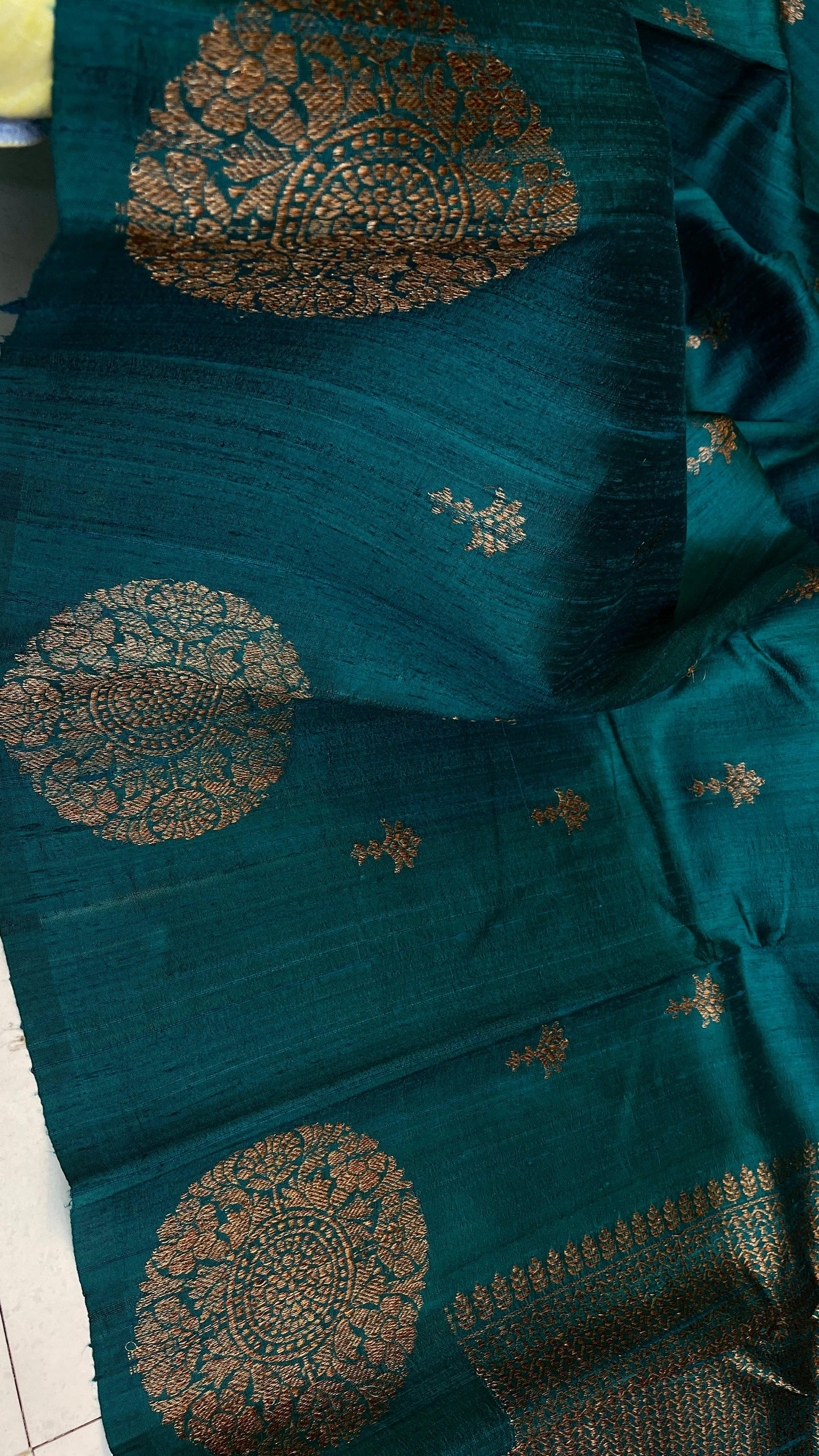 Raw Silk Saree with Banarasi weaves