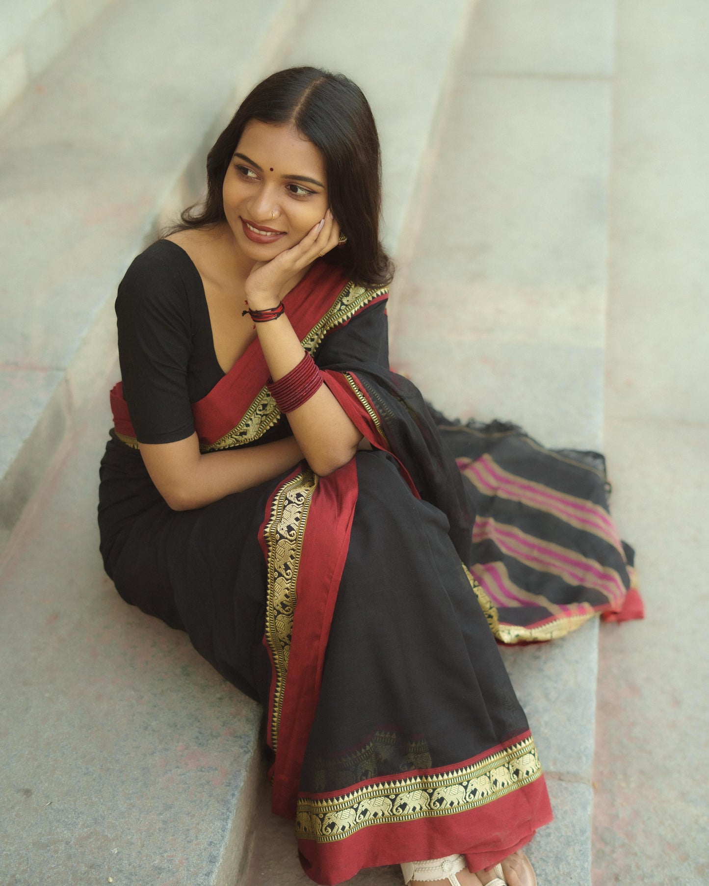 Narayanpet elephant border saree - Black