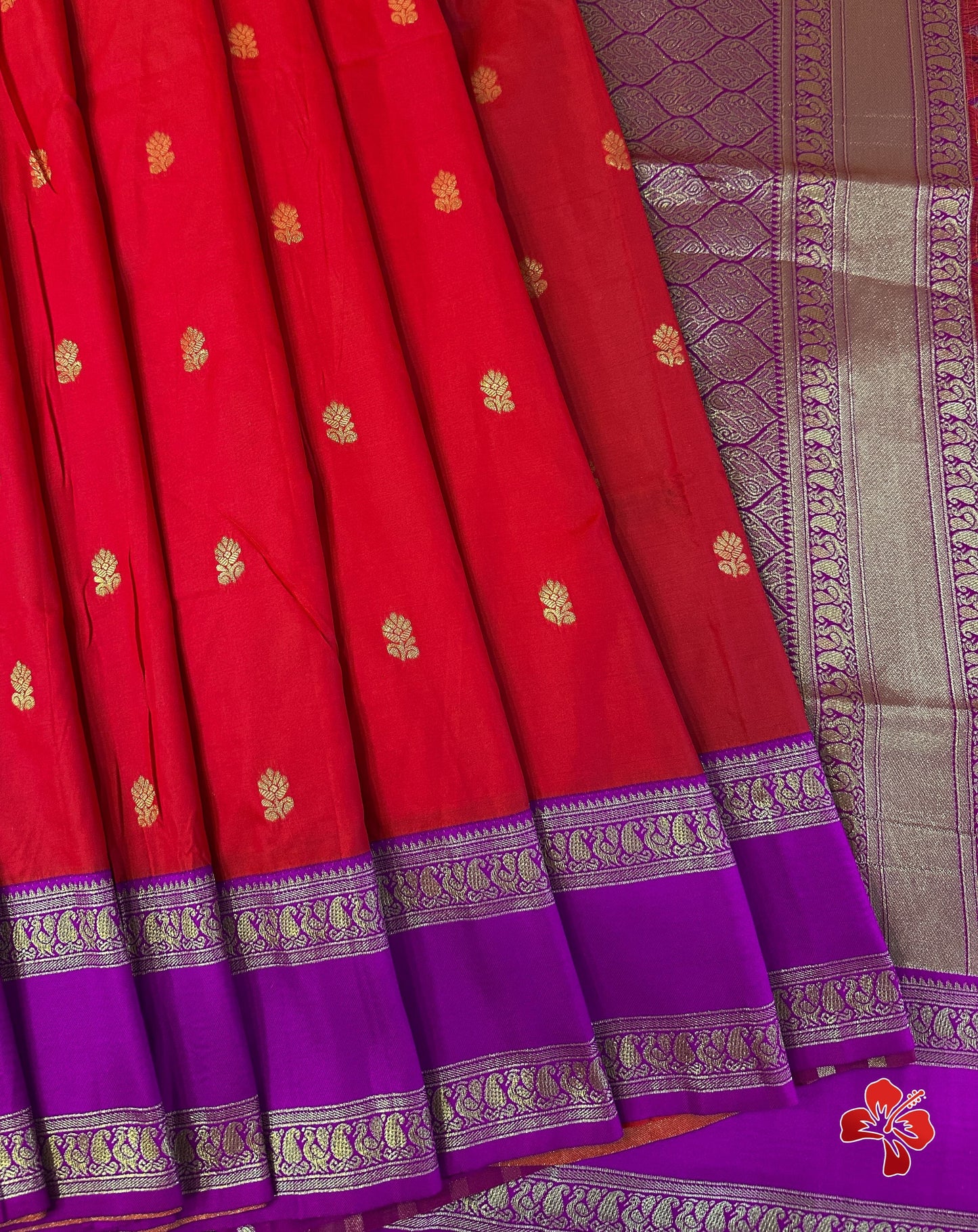 Semi kanchi silk saree with contrast border
