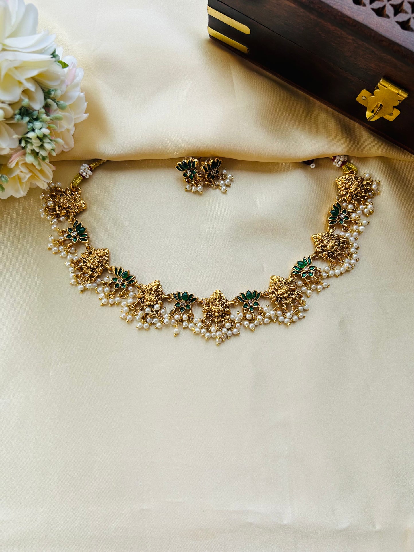 Lakshmi lotus pearl necklace- green