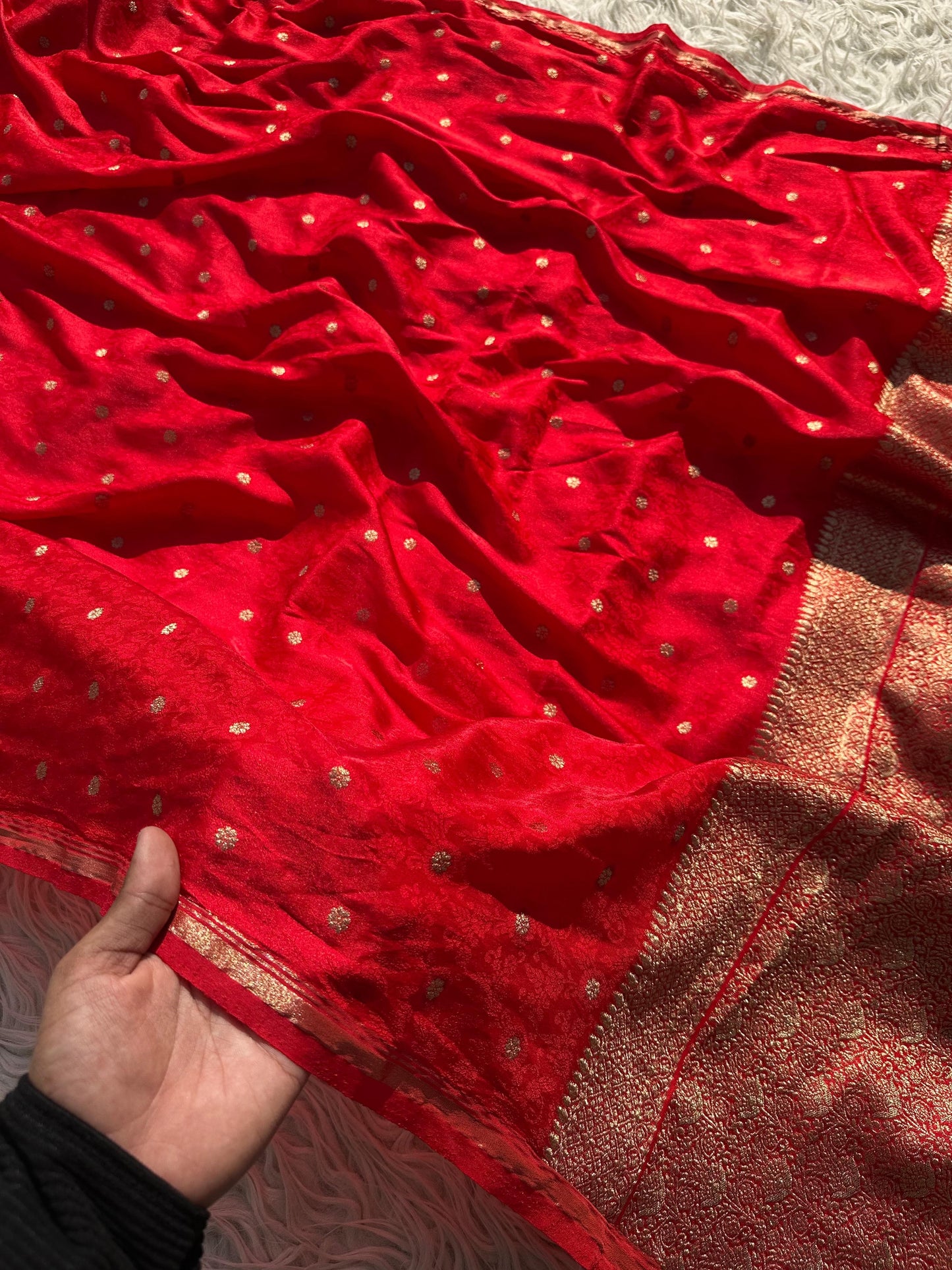 Banarasi semi katan silk with buttas