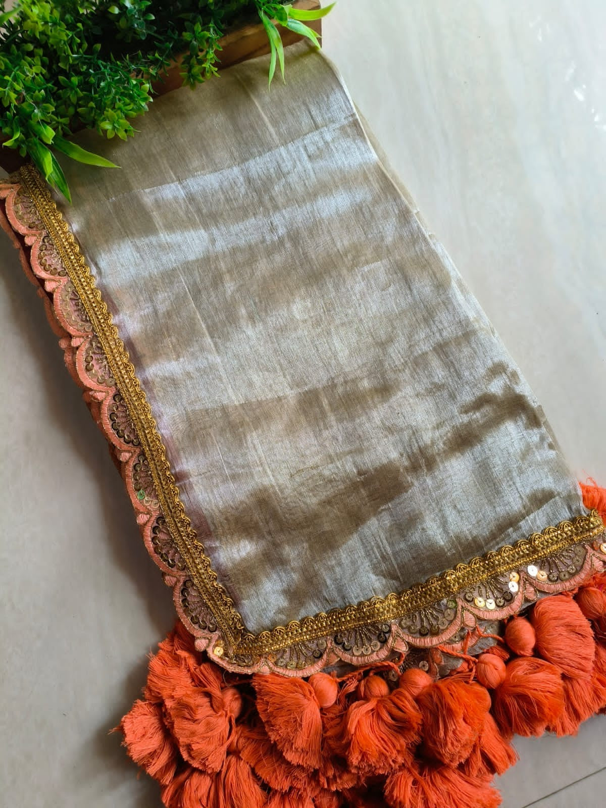 Mul tissue saree with lace border - 5
