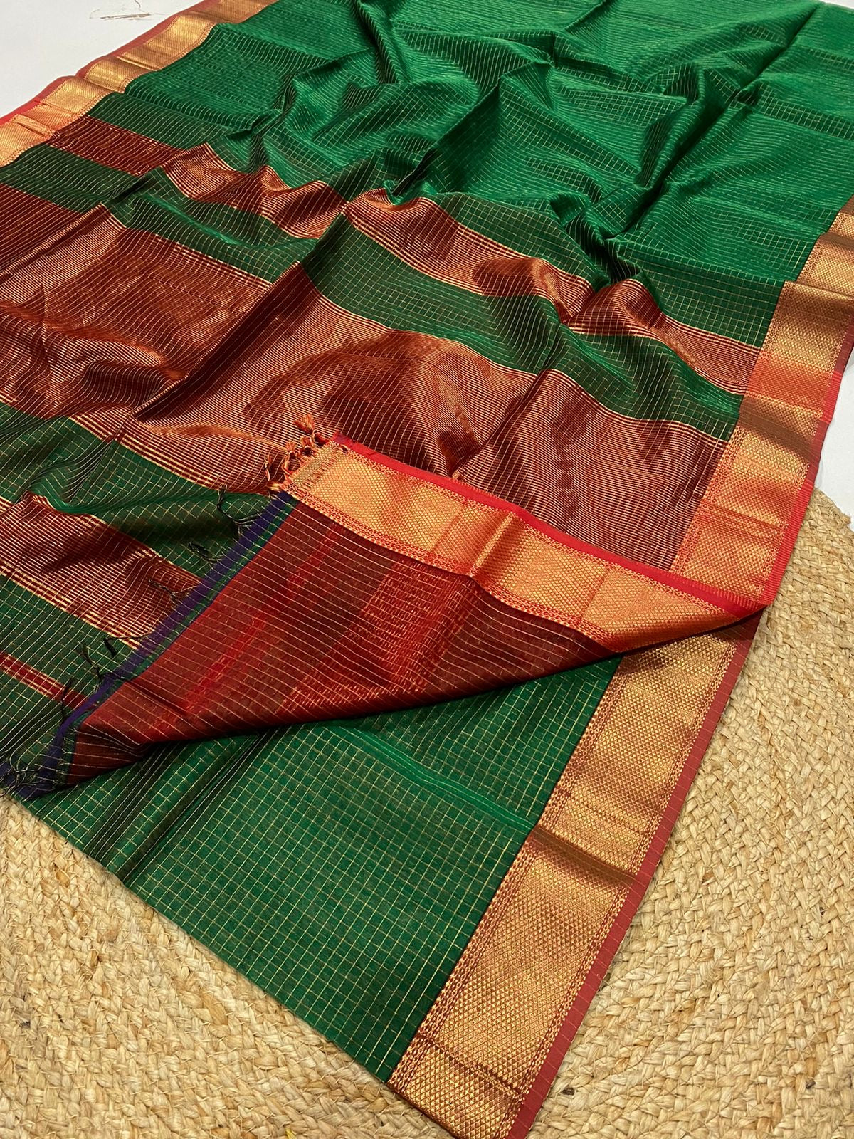 Pure Maheshwari handloom checks saree