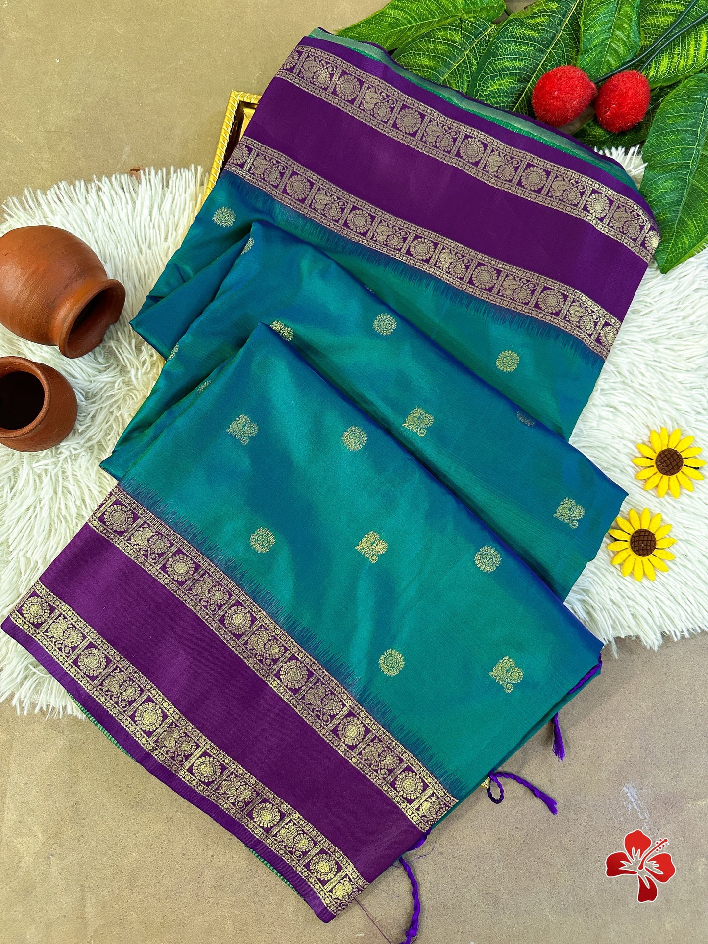 Semi kanchi silk saree with contrast border