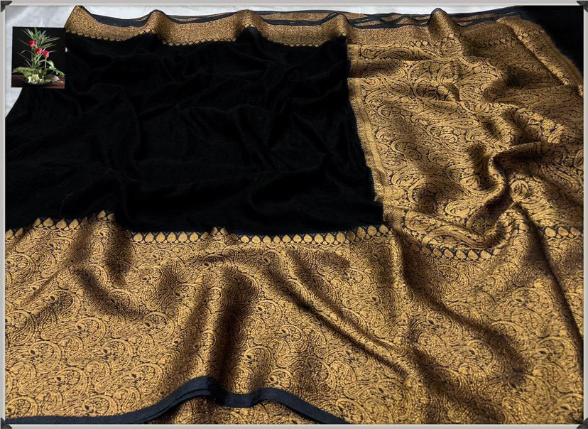 Gorgeous warm silk saree with broad border