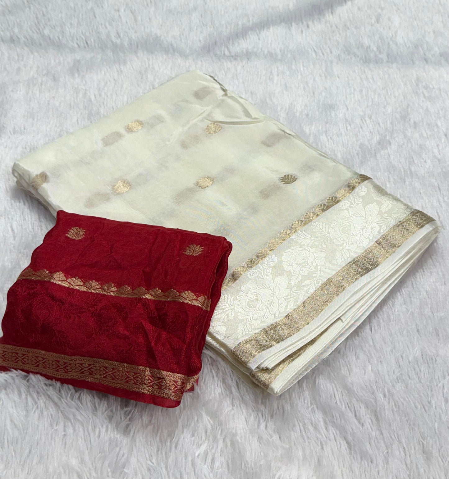Beautiful soft viscous crepe silk - rose jacquard