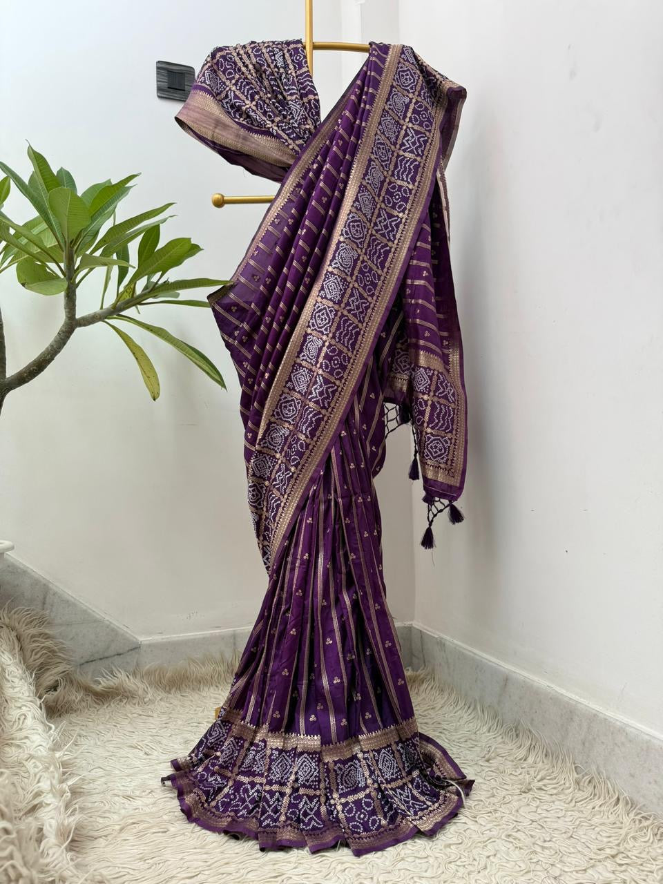 Banarasi semi Katan georgette saree with bandhini prints