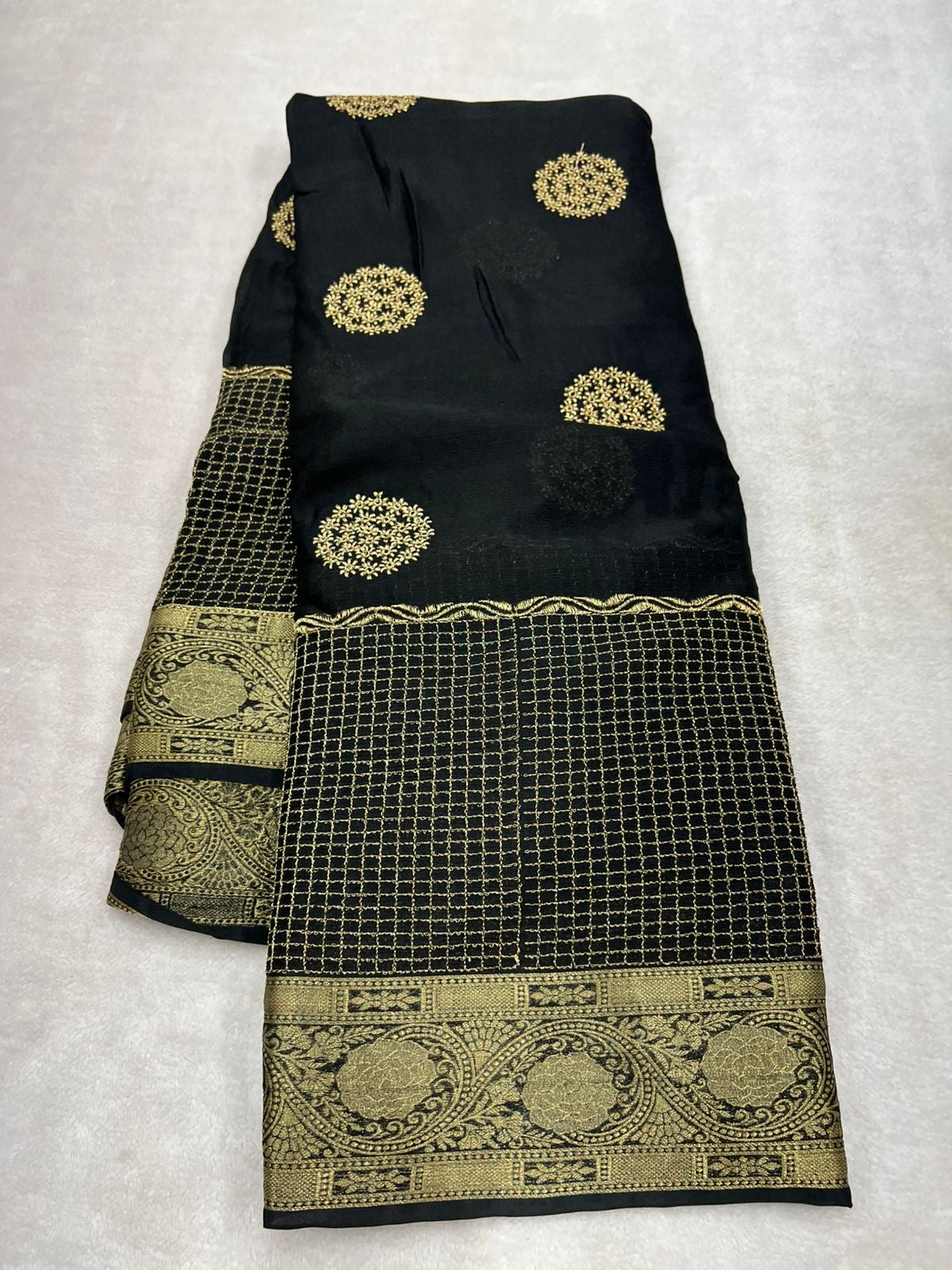 Diwali collections! Pure chinon silk saree with daman work!