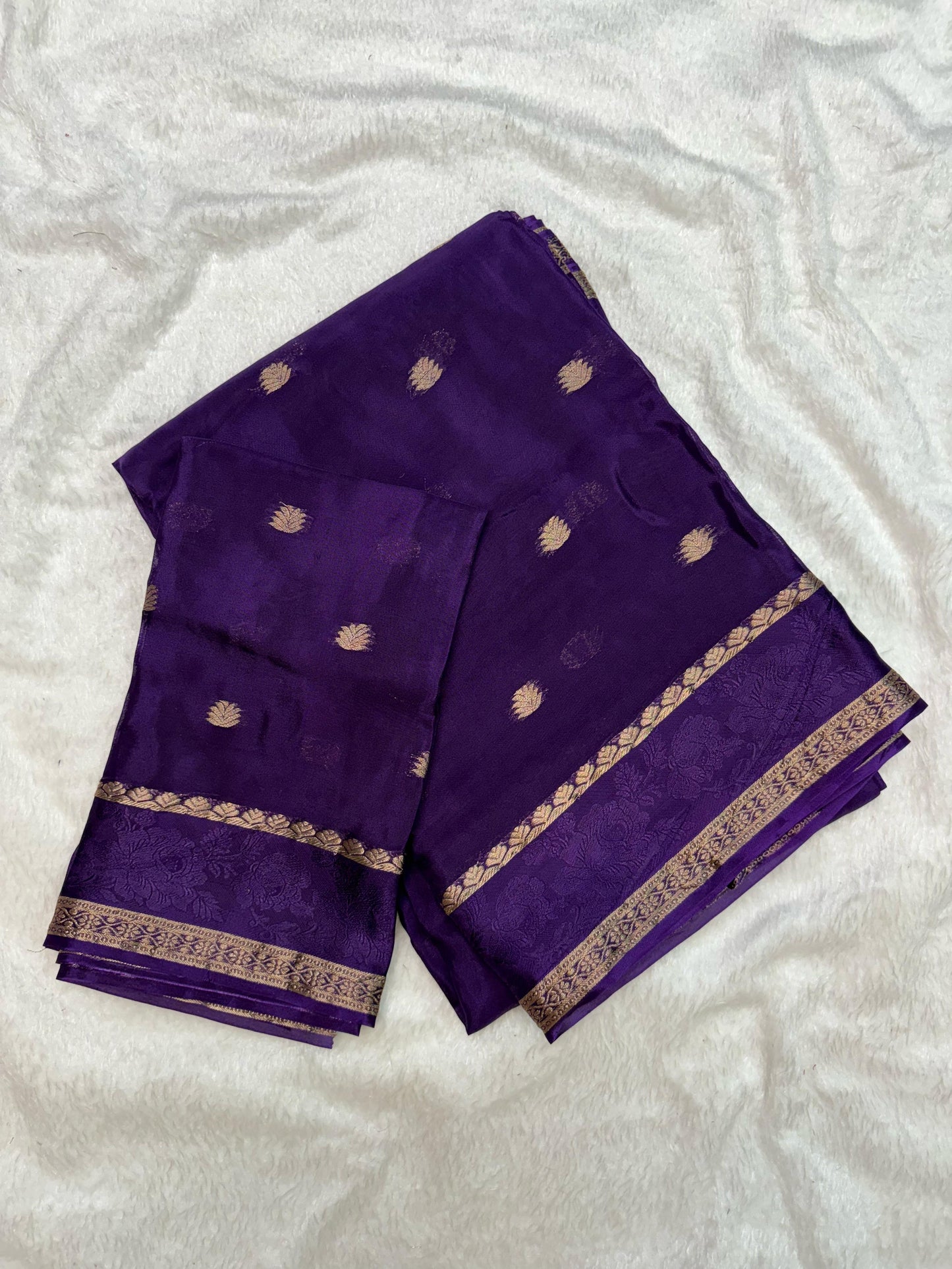 Beautiful soft viscous crepe silk - rose jacquard