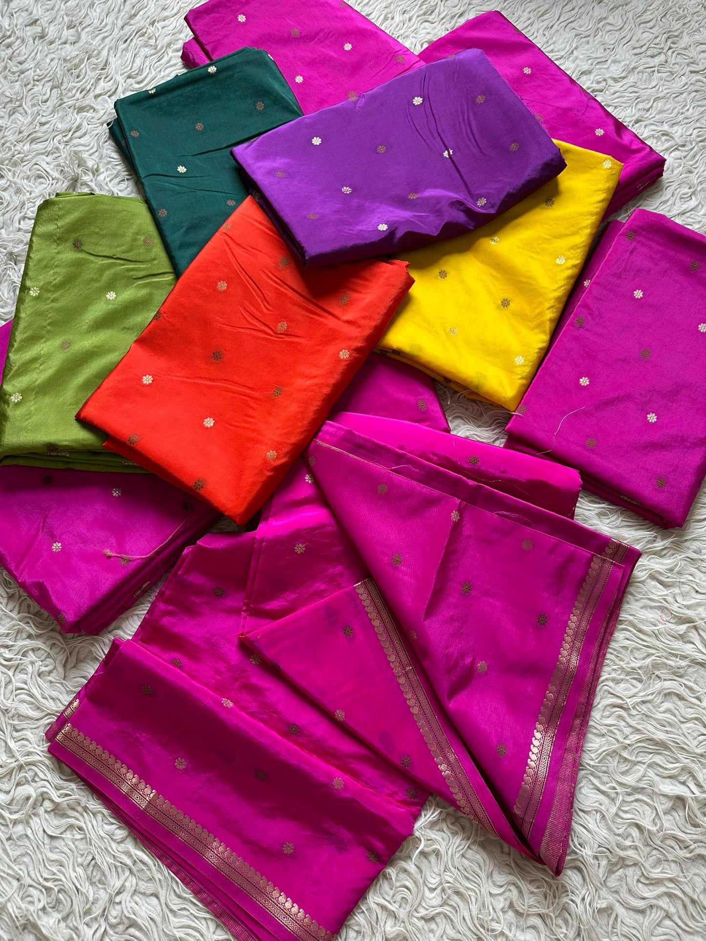 Premium semi crape Banarasi silk saree with small buttis and border