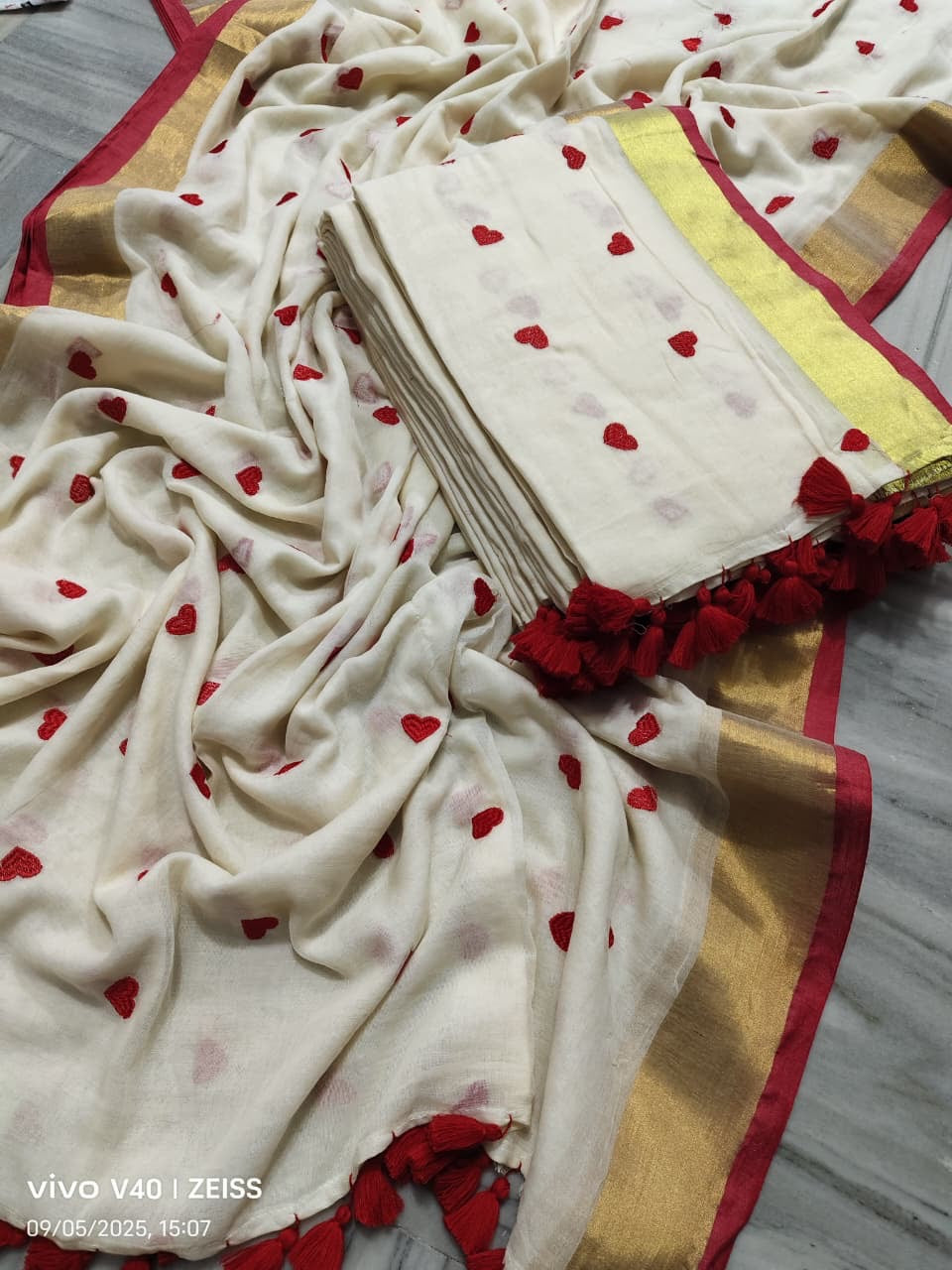 Pure authentic mul cotton saree with heart embroidery