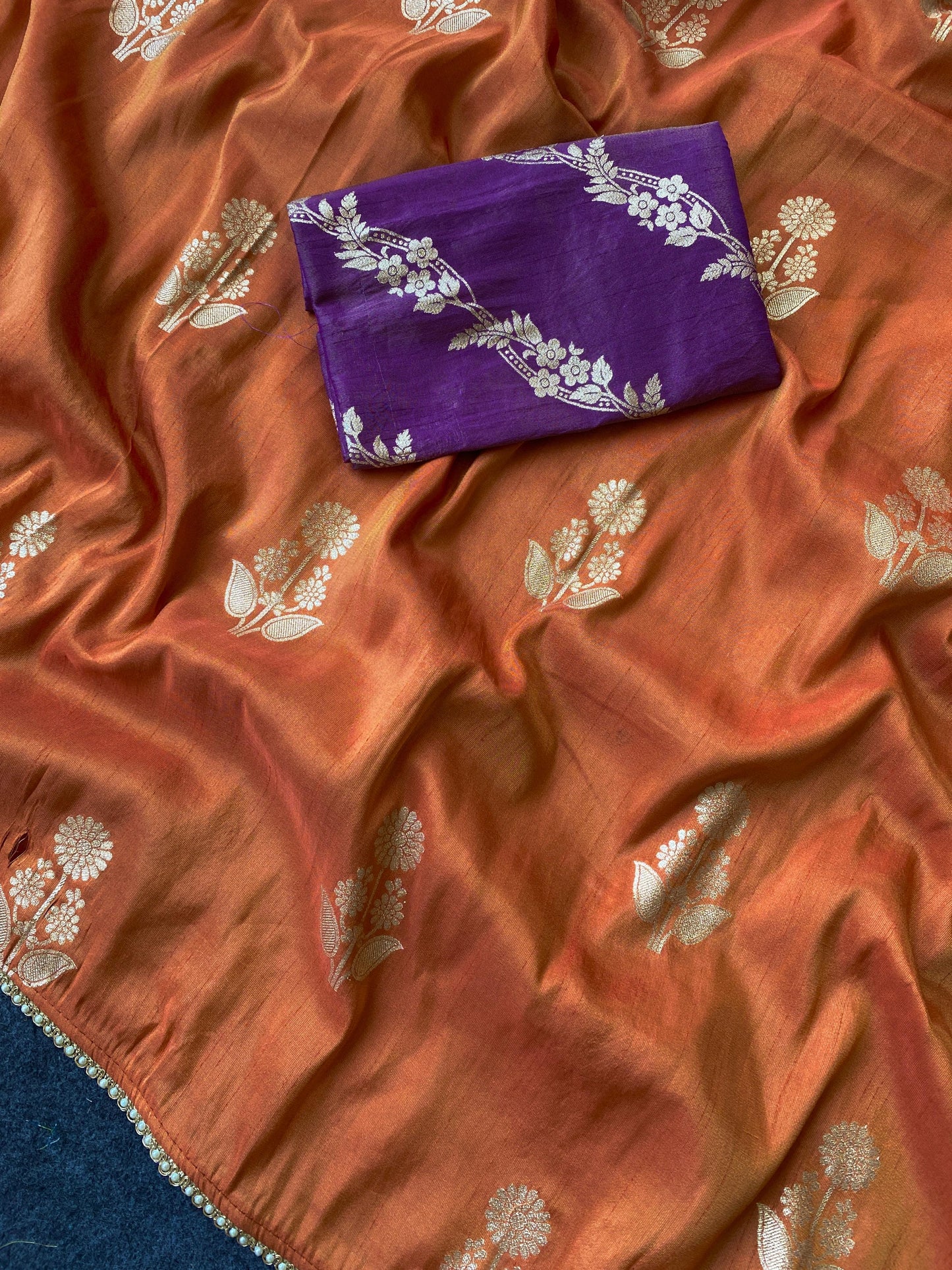 Premium Pure viscous dola silk saree with contrast blouse