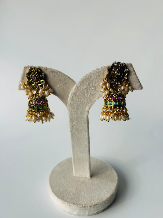 Beautiful jadau kundan jhumka