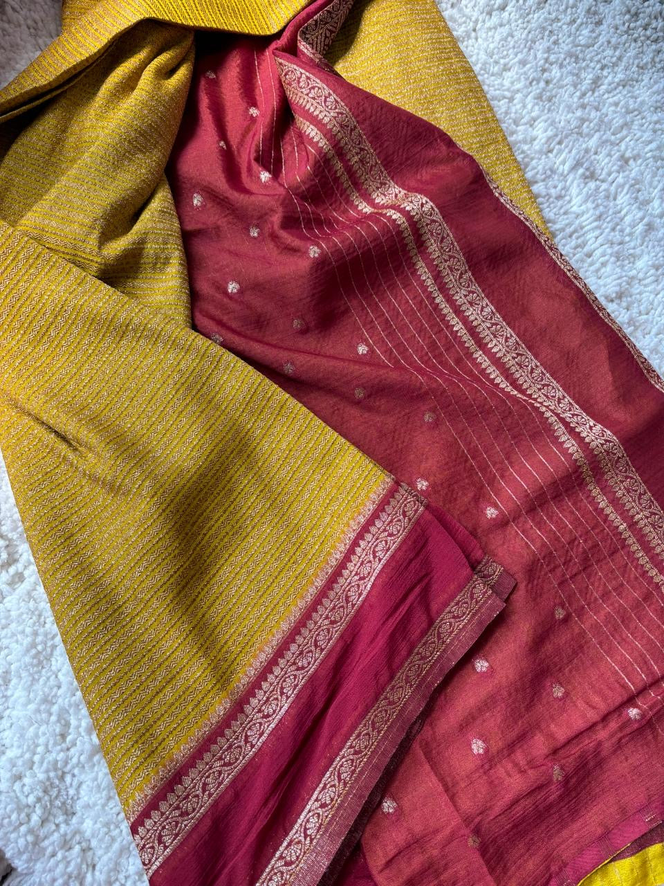 Beautiful khaddi georgette saree with intricate weavings!