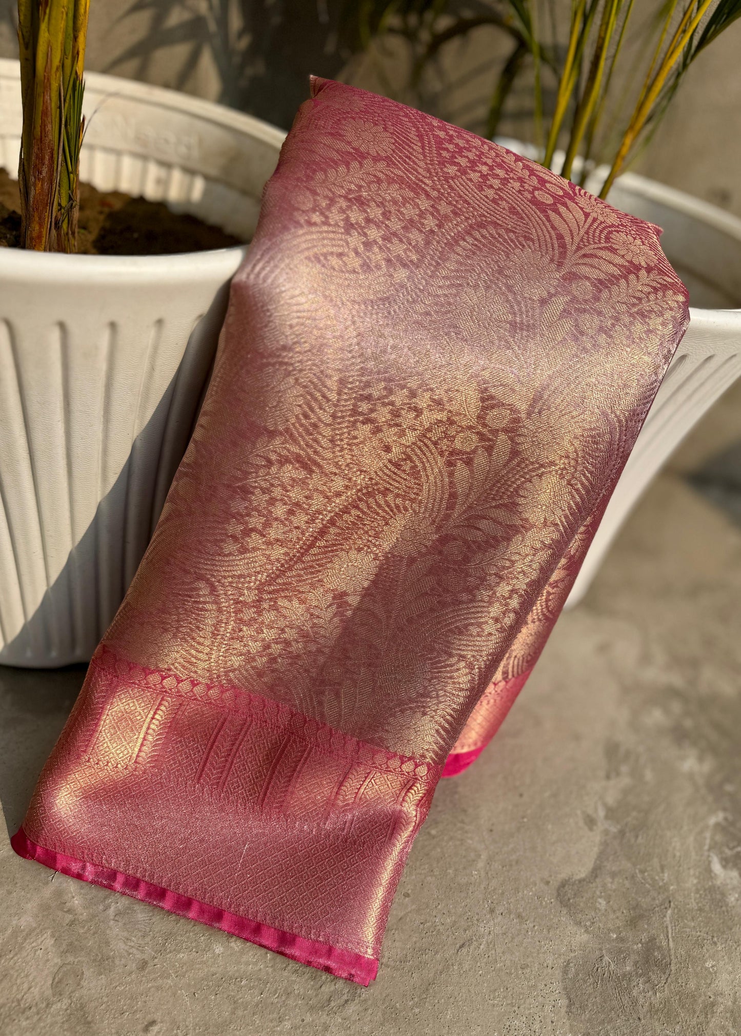 Semi banarasi tissue saree