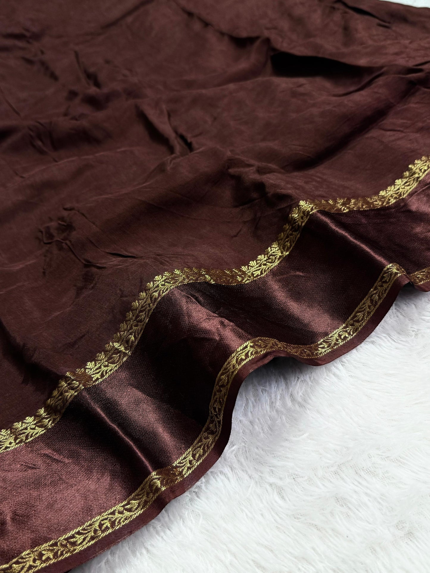 Beautiful soft viscous Russian silk saree with satin border (Prebooking)