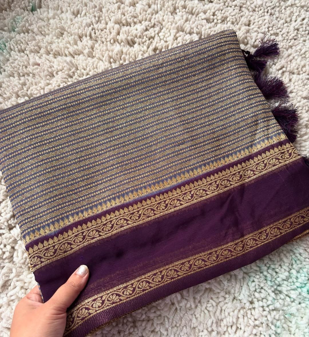 Beautiful khaddi georgette saree with intricate weavings!