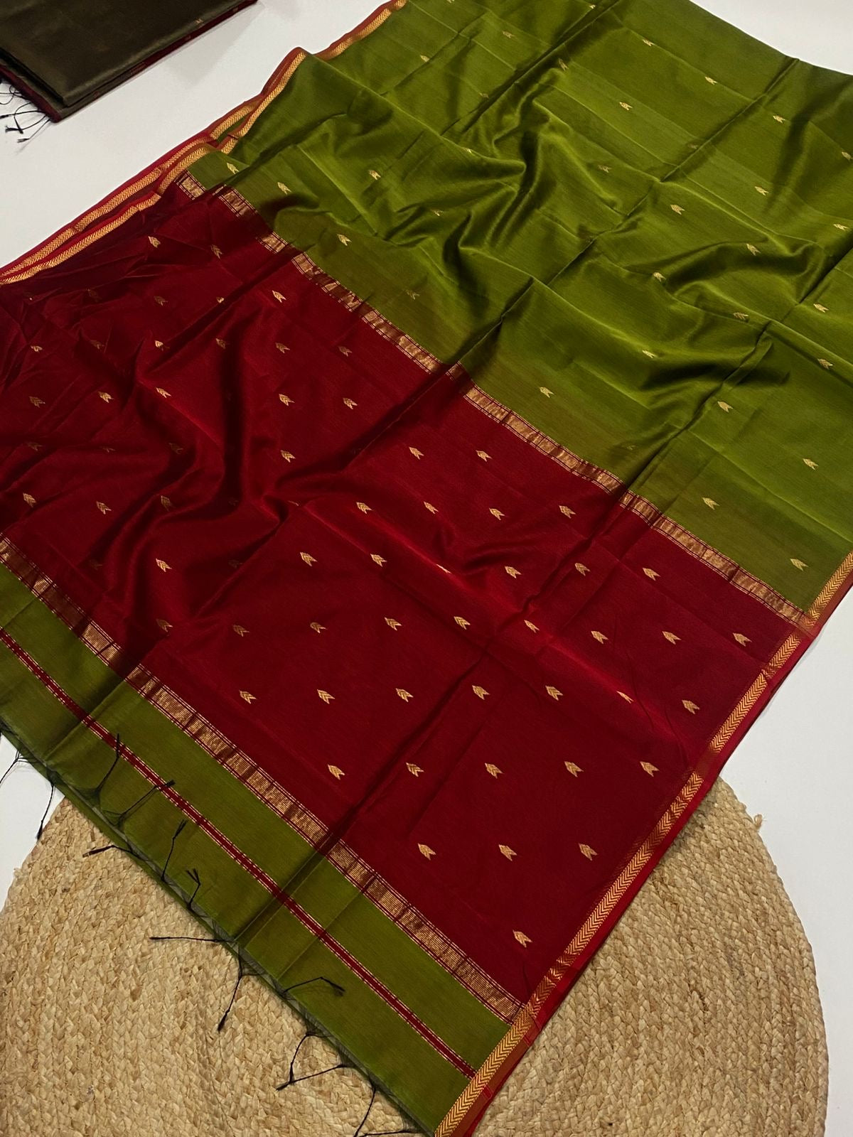 Pure Maheshwari silk cotton sarees with small border and buttis - contrast pallu and blouse
