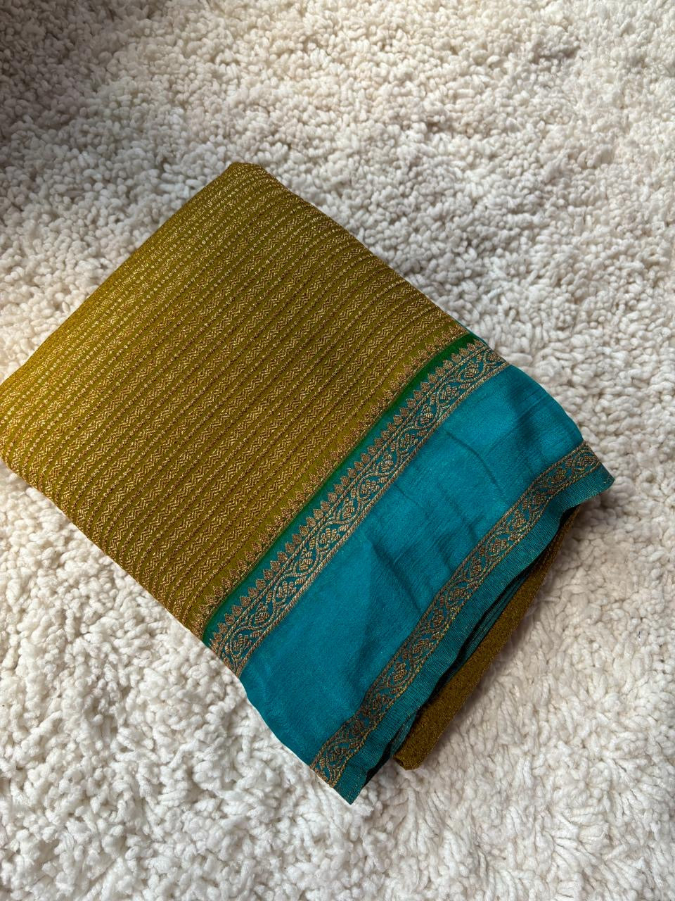 Beautiful khaddi georgette saree with intricate weavings!