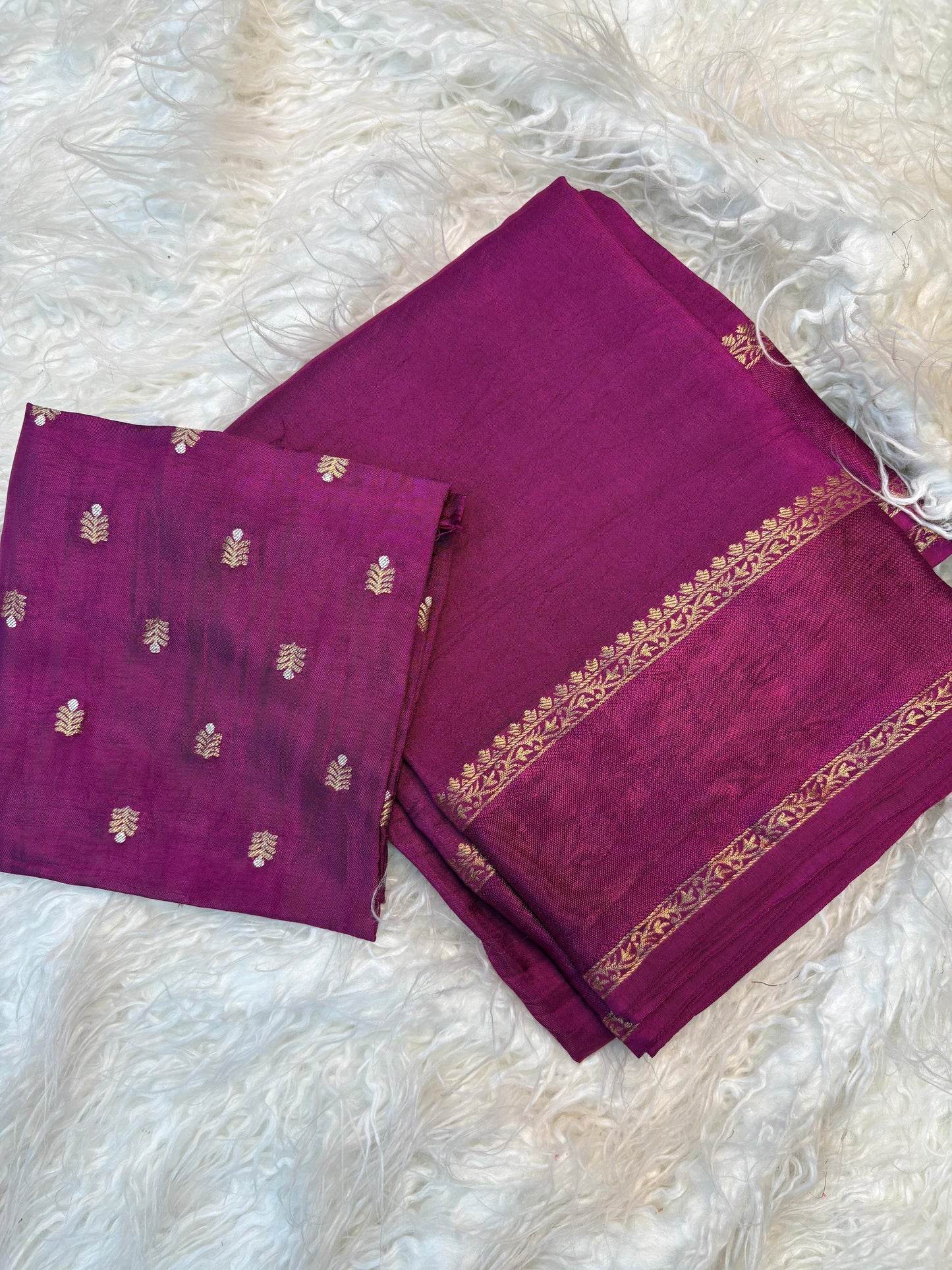 Beautiful soft viscous Russian silk saree with satin border (Prebooking)