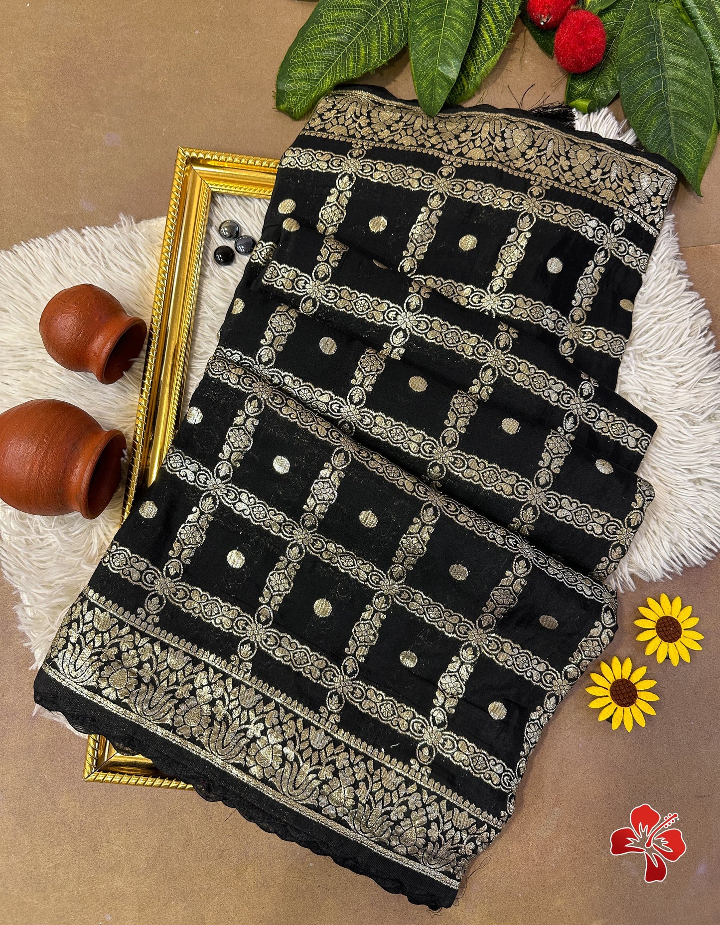 Soft munga silk saree with box checks weavings - black