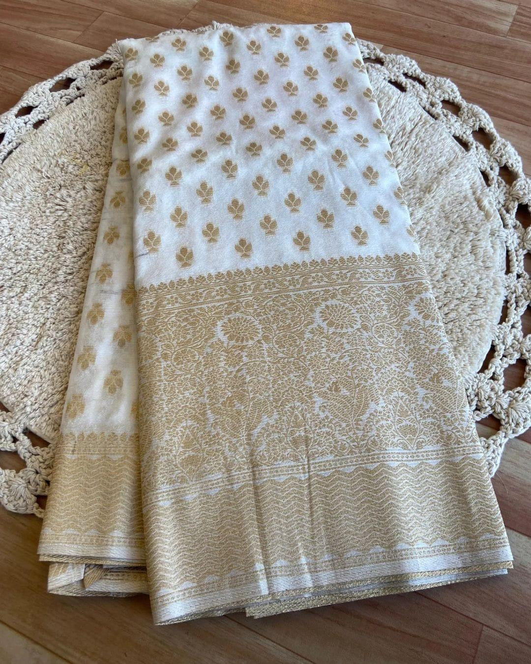 Semi banarasi saree with big border