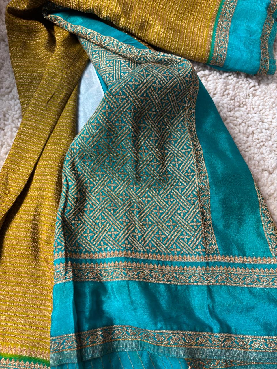 Beautiful khaddi georgette saree with intricate weavings!