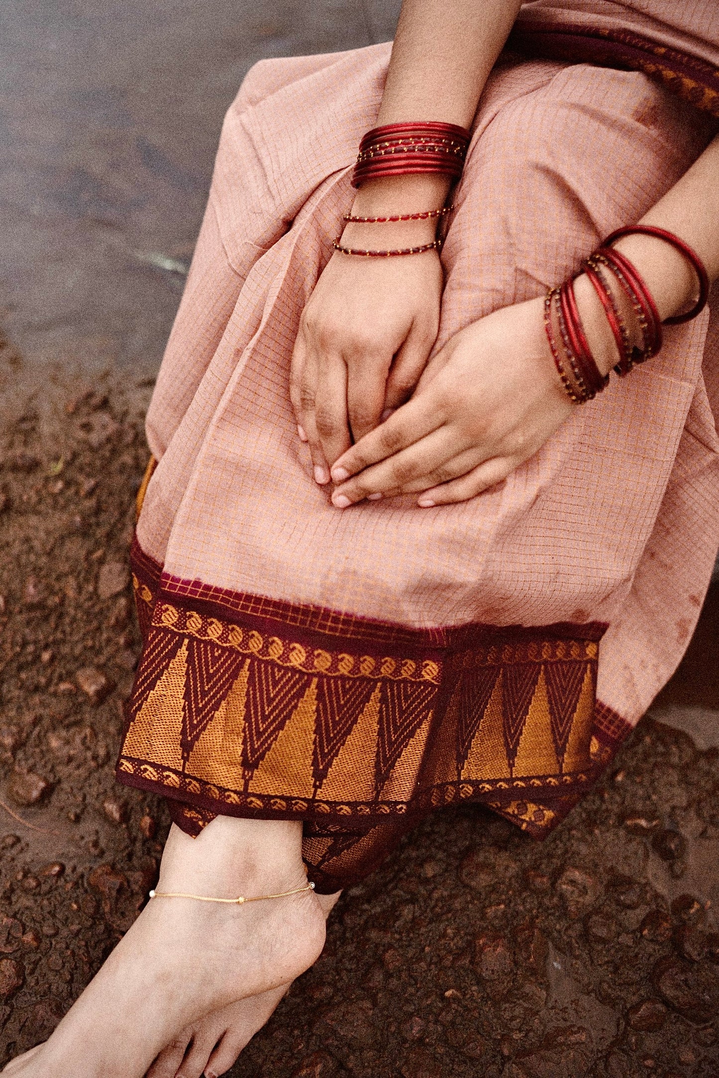 Pure sungudi cotton saree with mini checks and gopuram border