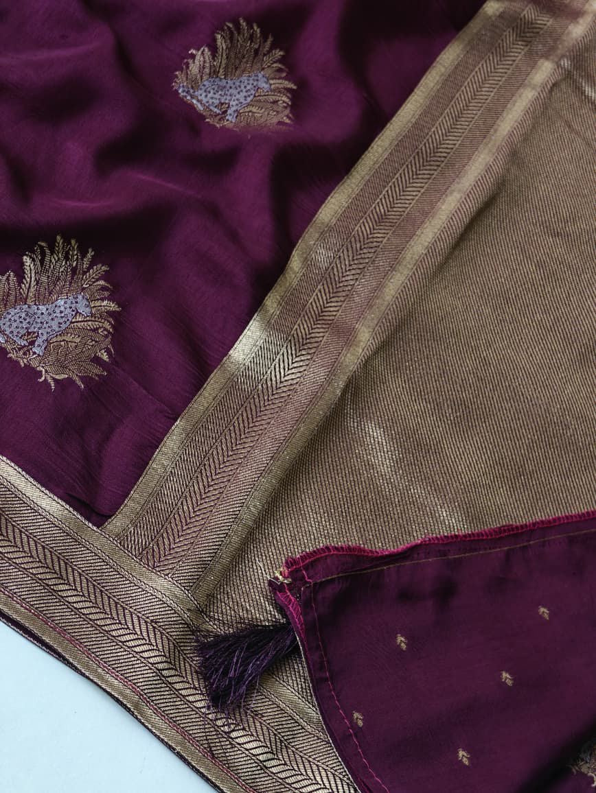 Soft viscous silk saree with jaguar motifs