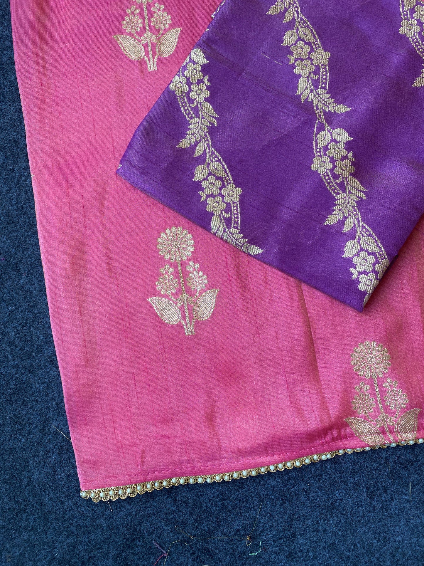 Premium Pure viscous dola silk saree with contrast blouse