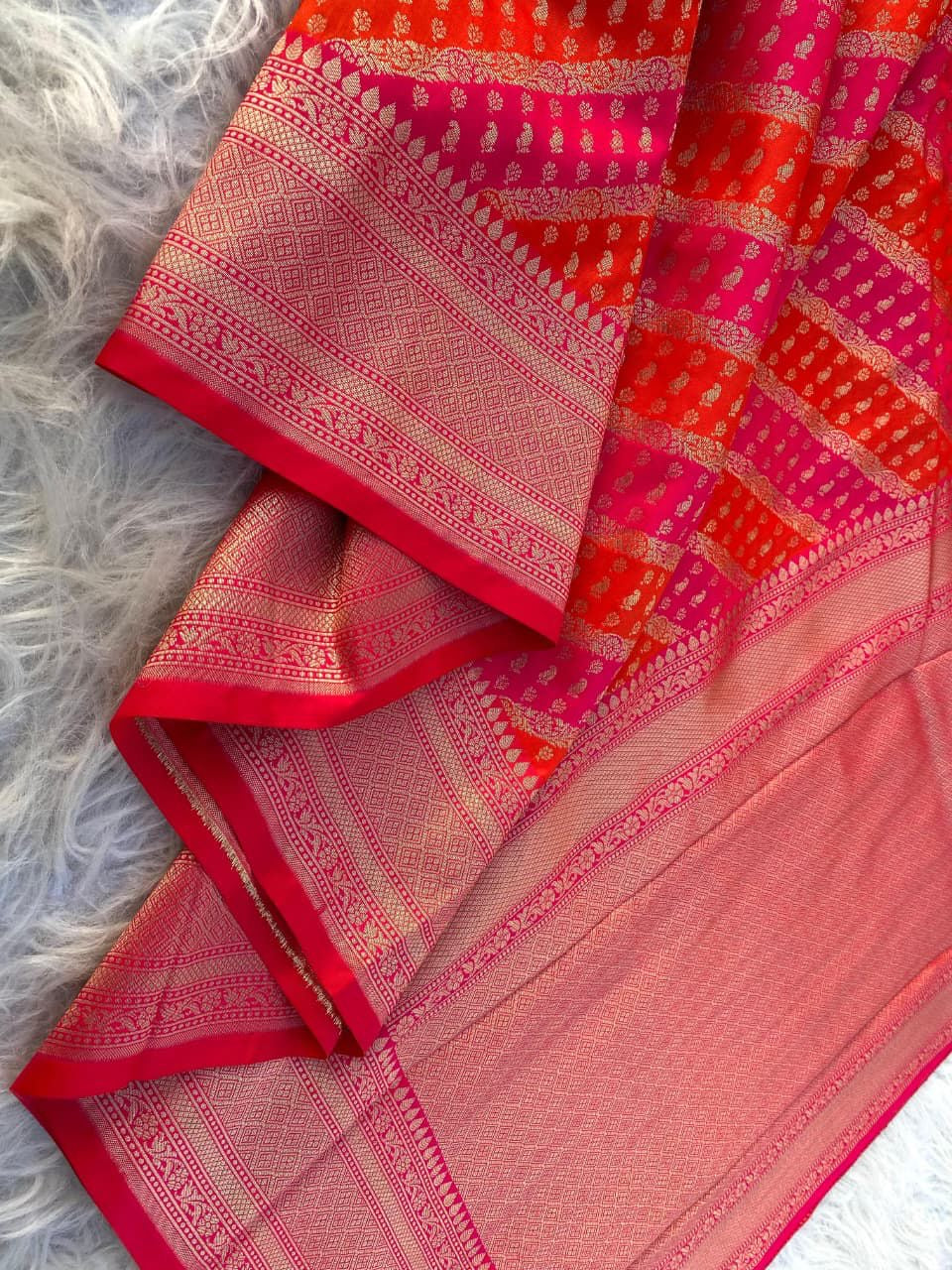 Premium Banarasi saree with rangkat weaves