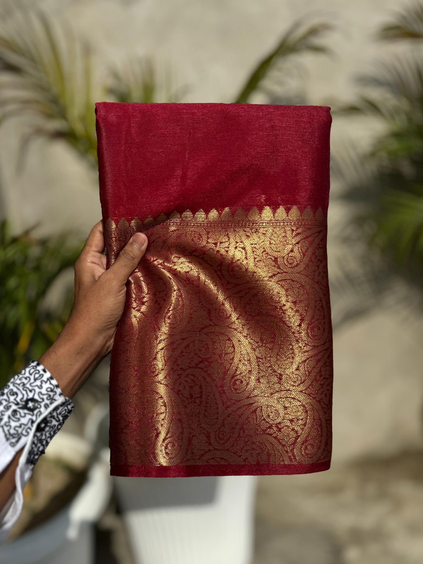 Gorgeous warm silk saree with broad border
