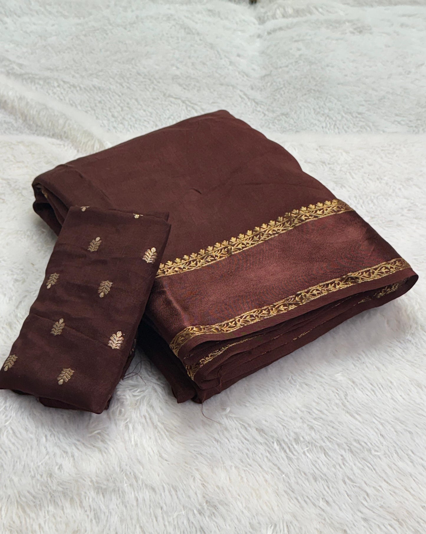 Beautiful soft viscous Russian silk saree with satin border (Prebooking)