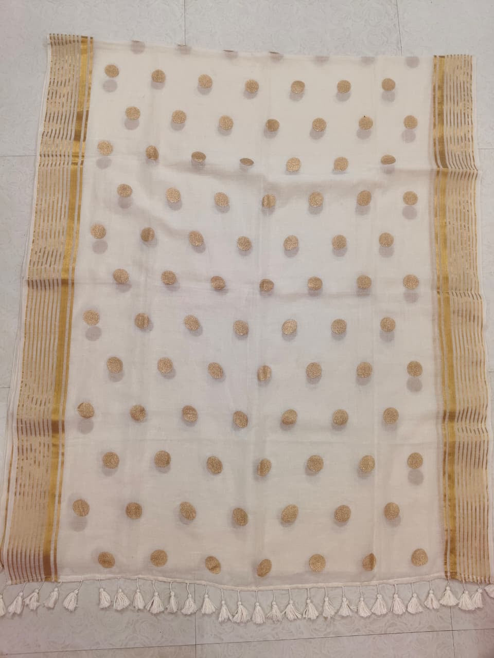 Pure authentic mul cotton saree with zari stripes border and polka body - without blouse