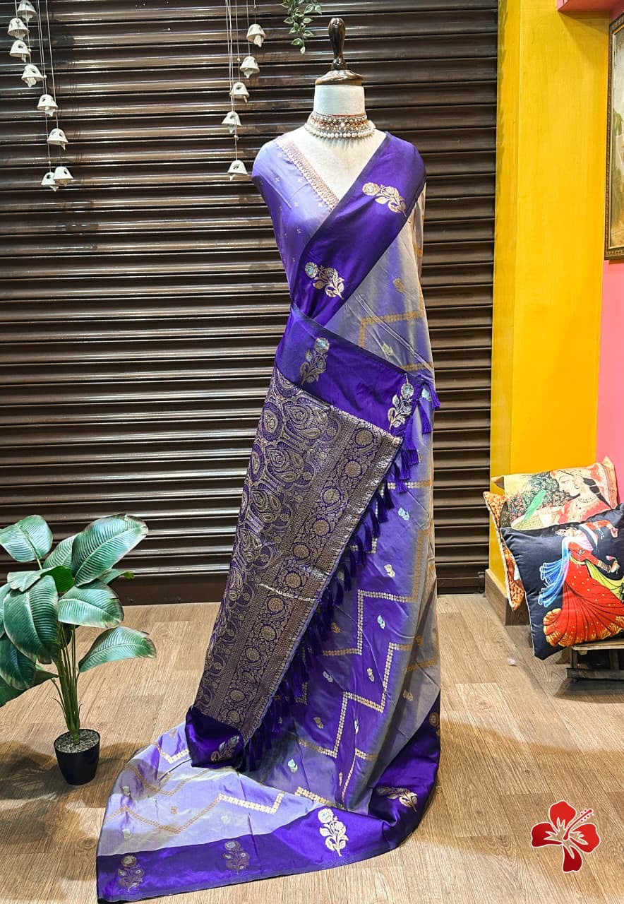 Premium semi soft silk saree with zig zag design weaves