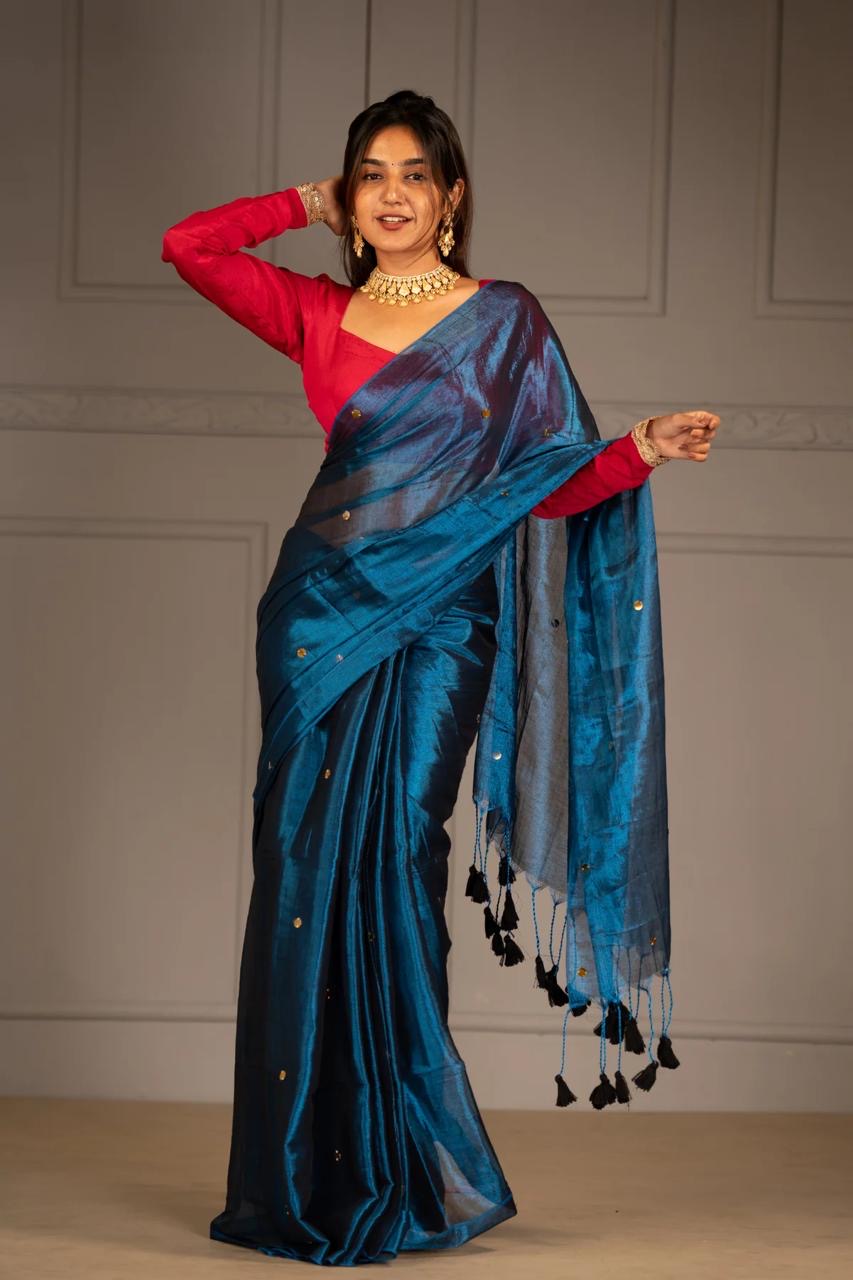 Pure mul tissue Raga saree with round sequins