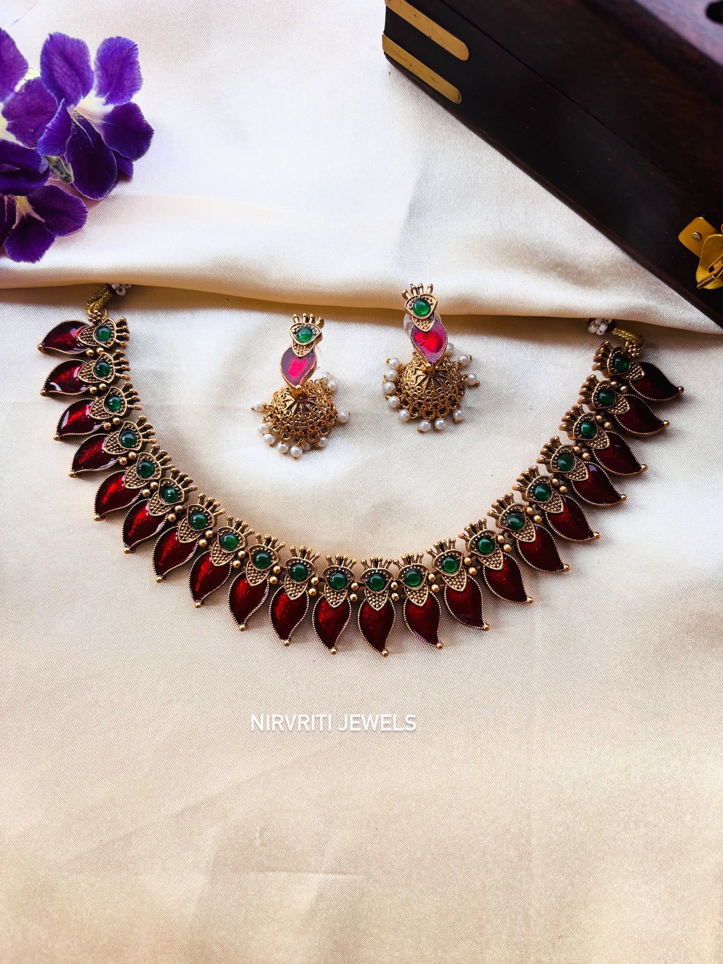Mango palakka necklace - red