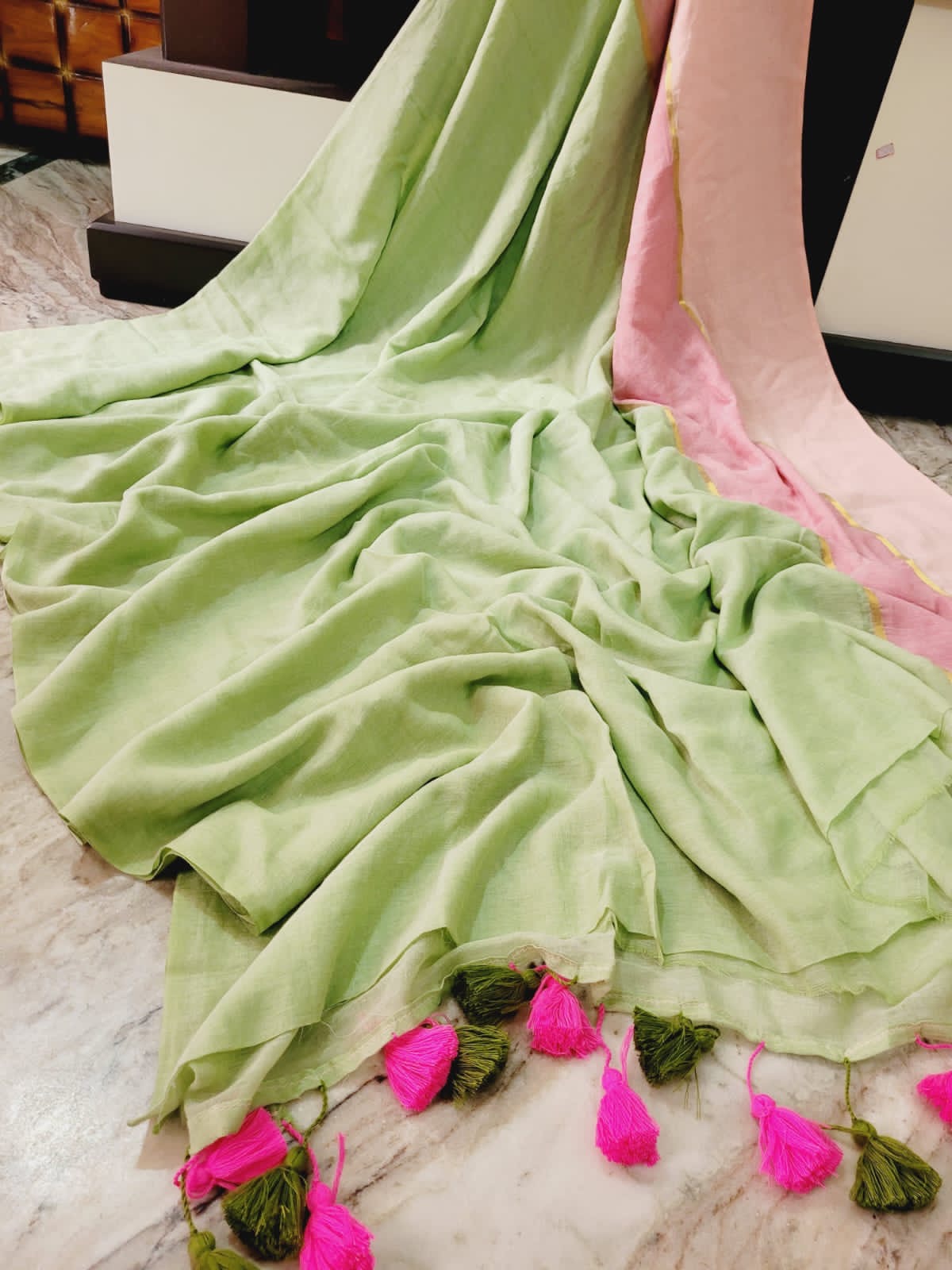 Mul cotton saree with Tassels- GP