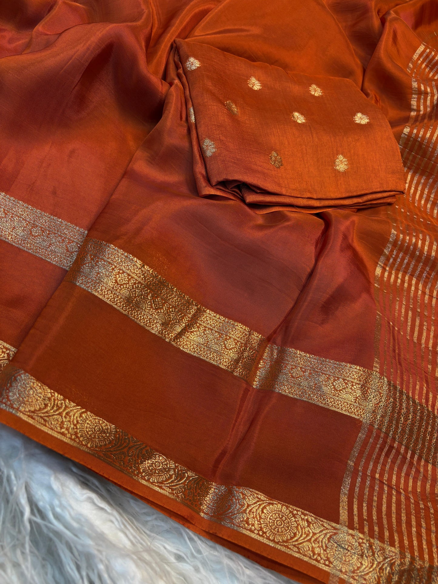 Beautiful soft viscous crape silk saree with double zari jacquard border and dola silk blouse piece