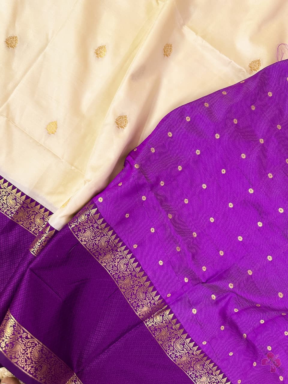 Beautiful semi kanjivaram soft silk woven saree - offwhite purple