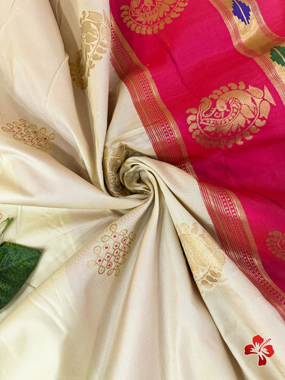 Soft semi silk saree - kolam