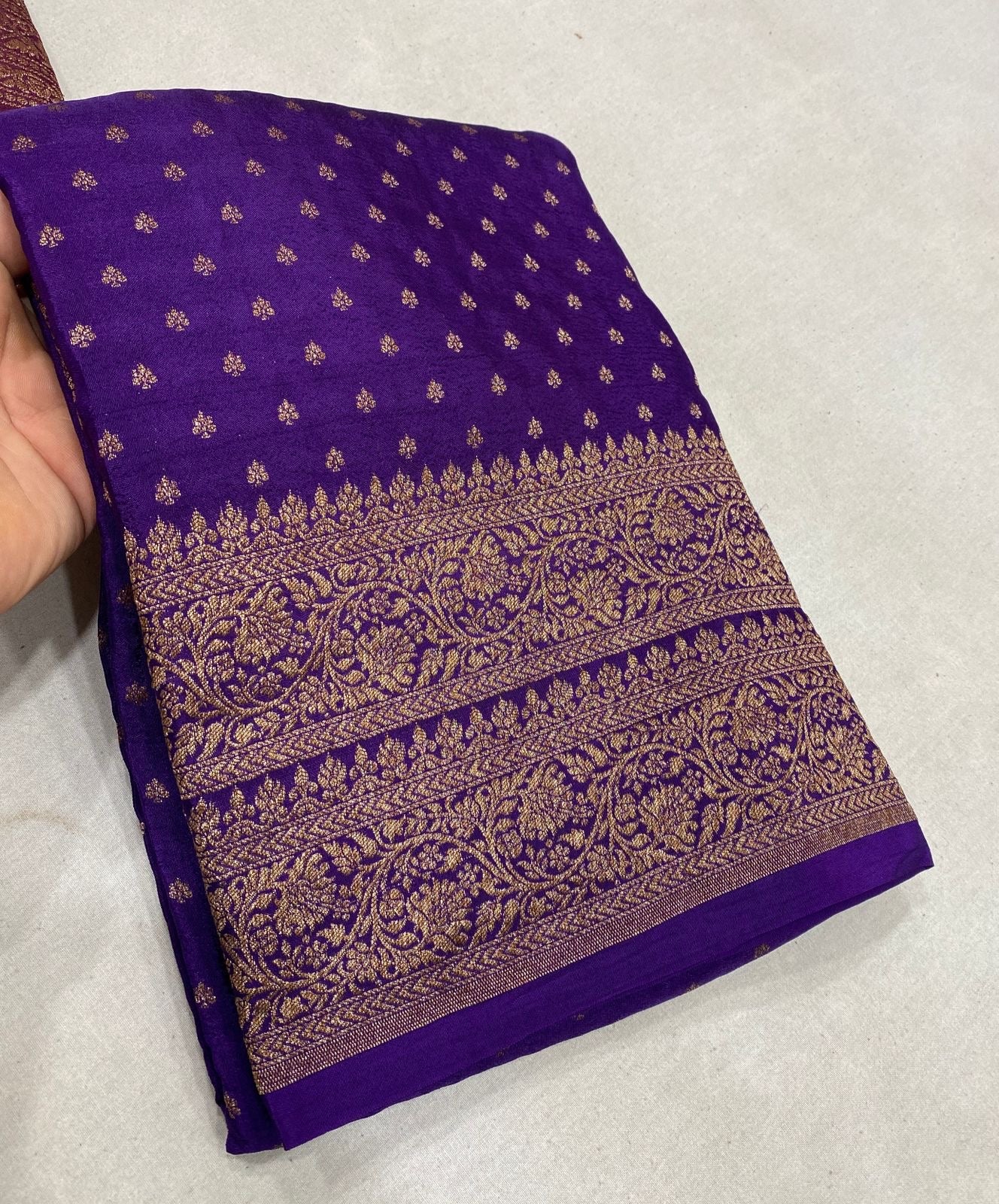 Pure handloom crepe chiffon saree with Banarasi weavings - big border