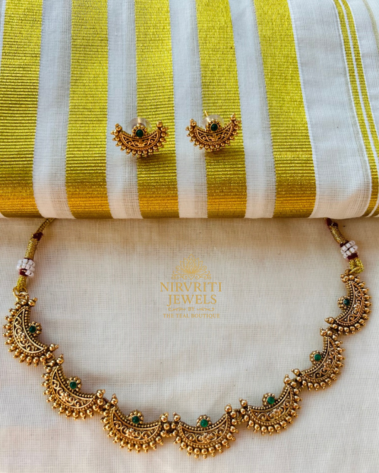 (Prebooking) Chaand choker - green